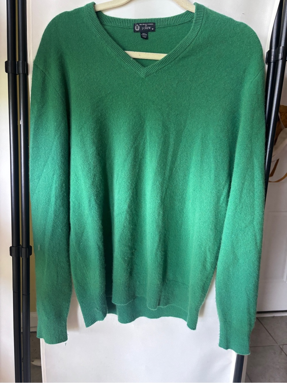 J. Crew Men's 100% Italian Cashmere V-Neck Sweater in Emerald Green